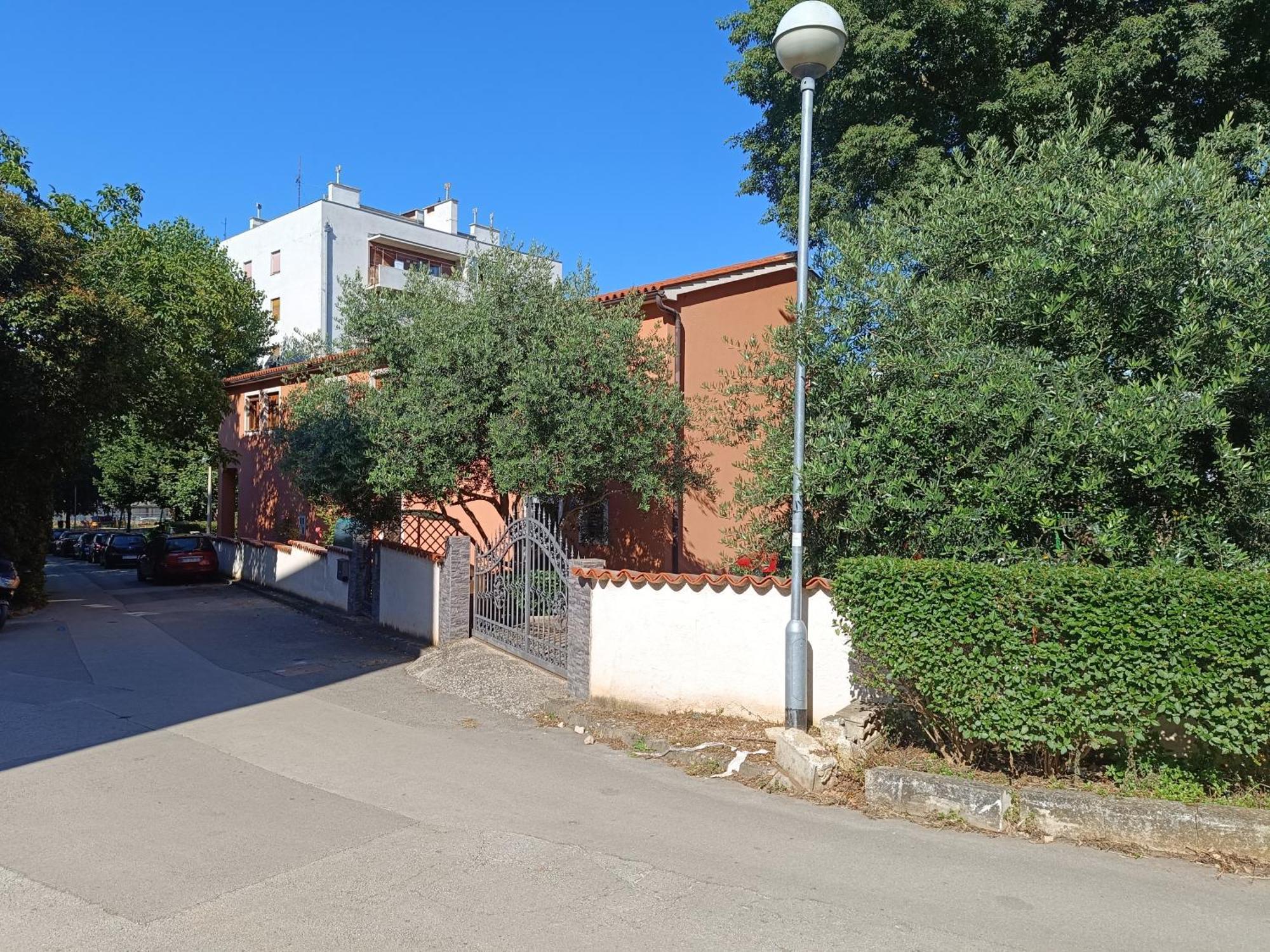 Villa Helena Pula Bagian luar foto
