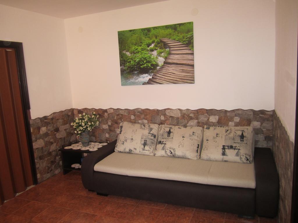 Villa Helena Pula Bagian luar foto